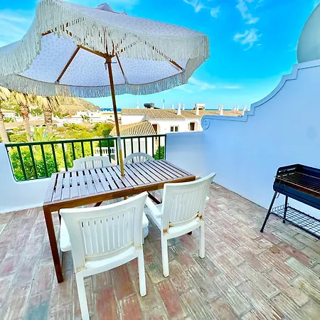 Casa Azure Luz