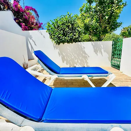 Casa Azure Luz